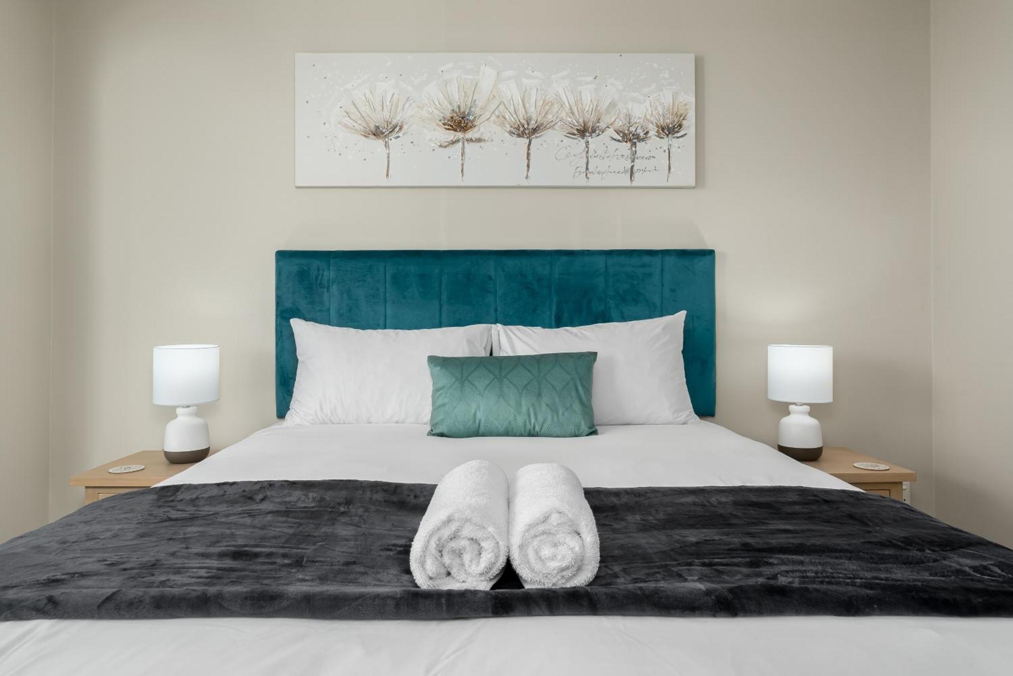The Terraces Luxury Apartment *